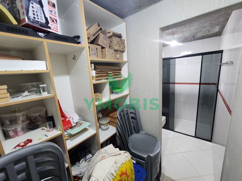 Casa em condomínio com piscina, churrasqueira e 5 vagas de garagem — foto 24 de 52