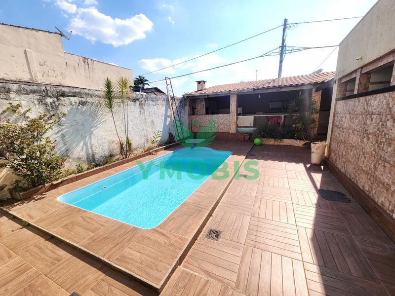 Casa em condomínio com piscina, churrasqueira e 5 vagas de garagem — foto 13 de 52