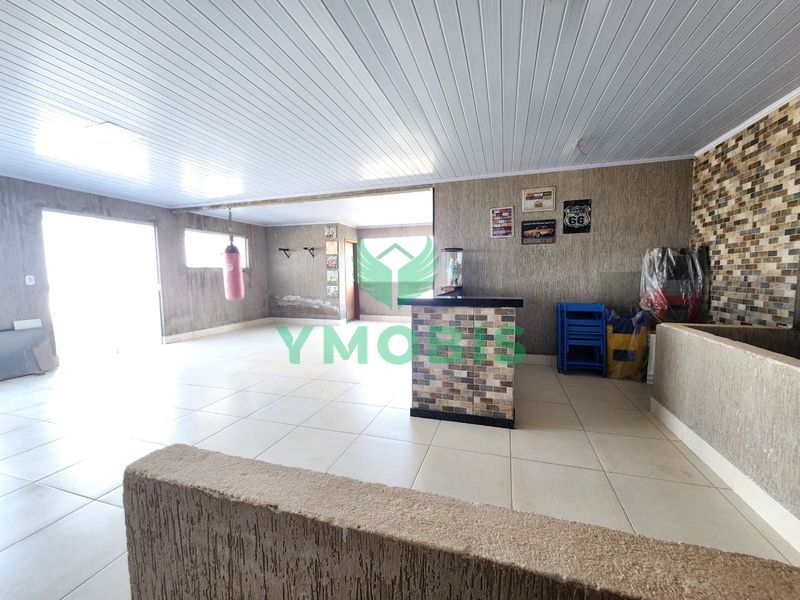 Casa em condomínio com piscina, churrasqueira e 5 vagas de garagem — foto 40 de 52