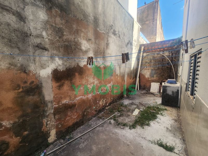 Sobrado com 3 casas independentes, ótimo investimento- QR 429 Samambaia Norte - Brasília - DF — foto 11 de 18