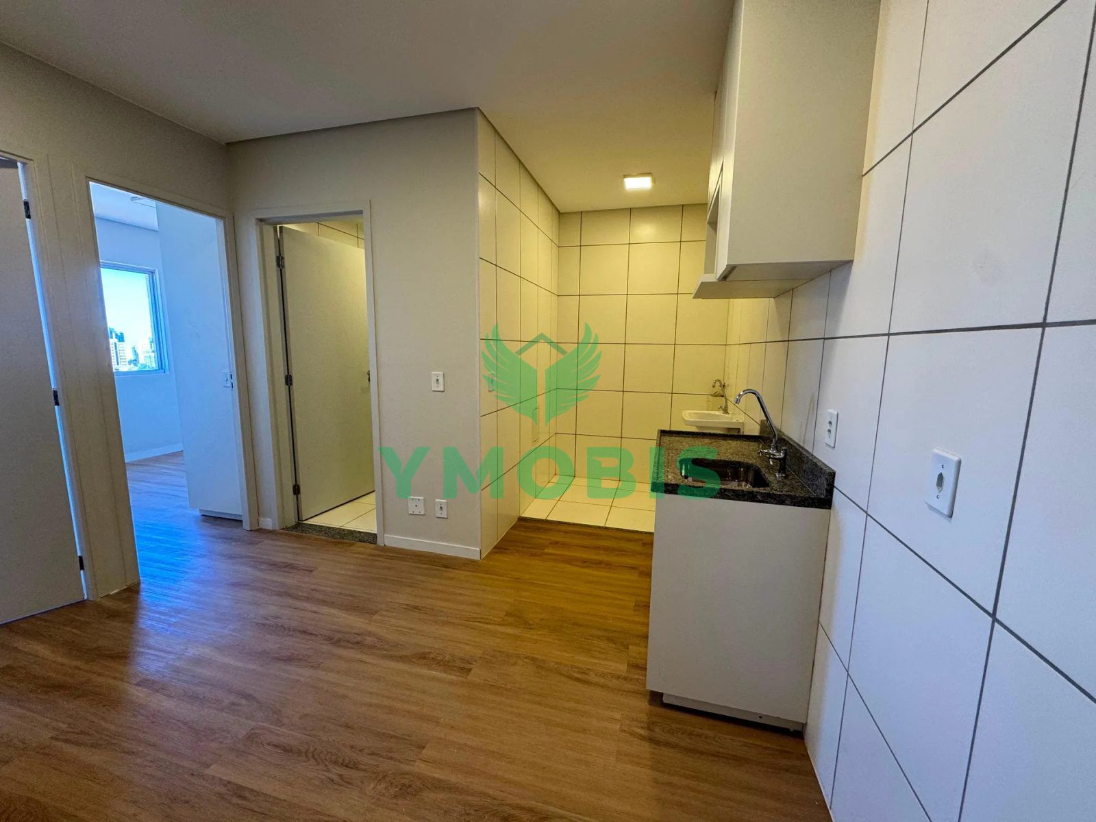 APARTAMENTO À VENDA PERTO DO METRÔ SAMAMBAIA /DF